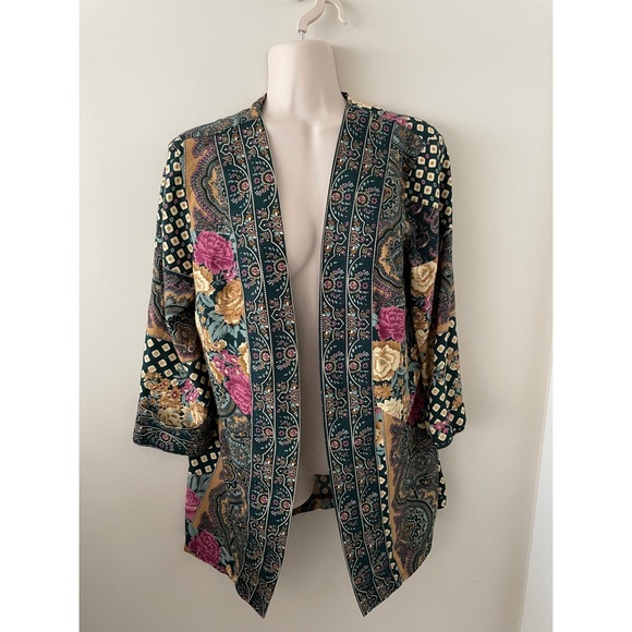 Vintage Tops - 🌿 Boho Vintage Floral Paisley Kimono/ Cardigan